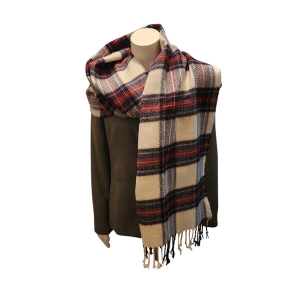 Abercrombie & Fitch Women's Soft Plaid Blanket Scarf - Picture 4 of 4
